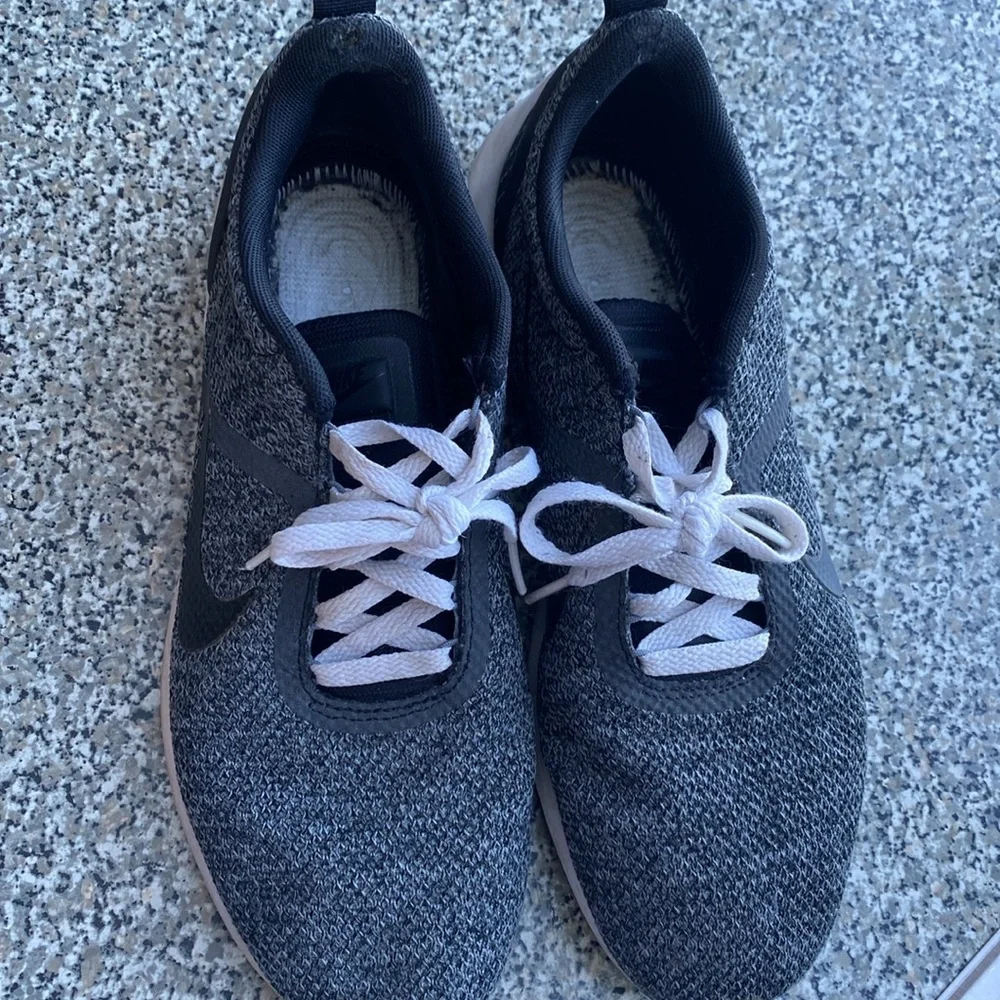 Men's Nike - Picture 3 of 9